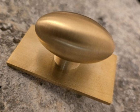 gałka z mosiądzu Gm155 mosiądz szczotkowany nielakierowany