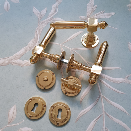 zestaw  z klamką złotą kwadratową