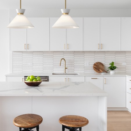 Lampa Halston złota realizacja