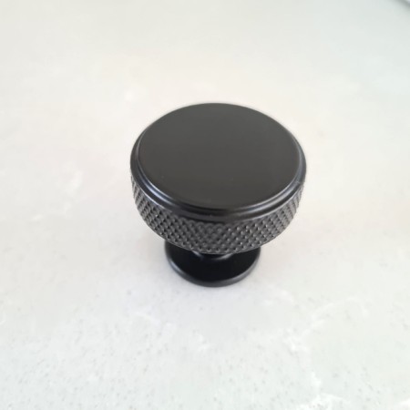 gałka meblowa GM106 czarna