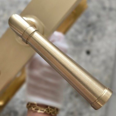 klamka KR621 mosiądz szczotkowany nielakierowany MS