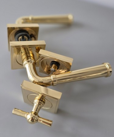 komplet klamka KR621 mosiądz polerowany lakierowany ML rozeta kwadrat