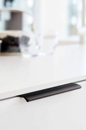 uchwyt krawędziowy Edge czarny 160 mm aranżacja 3