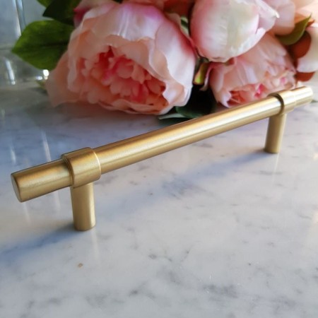 reling uchwyt meblowy z mosiadzu do mebli RM301