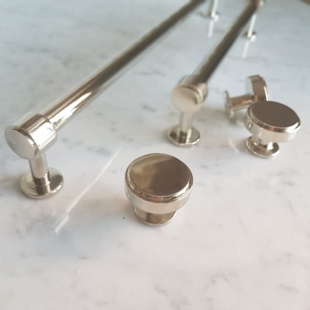 uchwyty  relingi meblowe RM309 i gałki GM105 niklowane