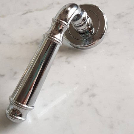 klamka chrom KR601 osłona z fazą CH