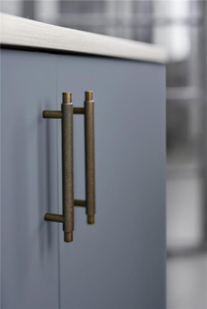 Uchwyt reling meblowy Joan rozstaw 128 mm antyczny mosiądz