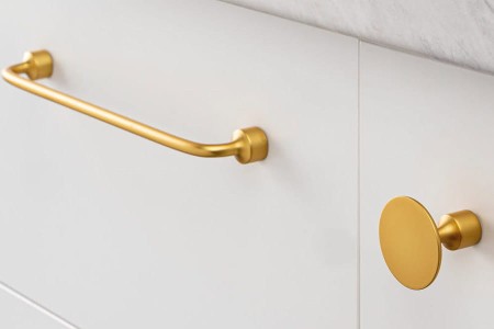 gałka i uchwyt Floid złote