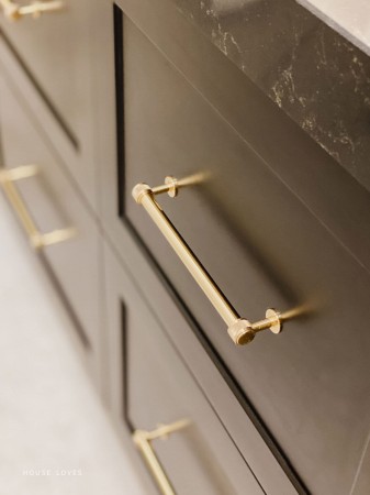 długi mosiężny uchwyt meblowy złoto błyszczące Rm310 fot.HOUSE LOVES