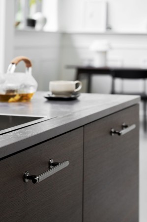 reling meblowy Brau czarny nikiel 128 mm aranżacja