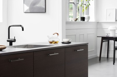 reling meblowy Brau czarny nikiel 128 mm aranżacja 1