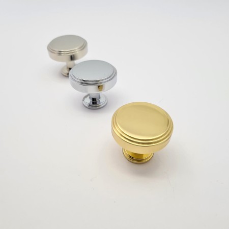 gałka meblowa GM140 mosiężna