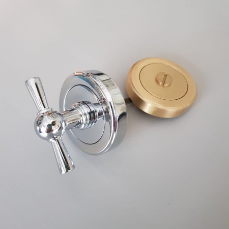 zamknięcie łazienkowe z mosiądzu AM101 chromowane