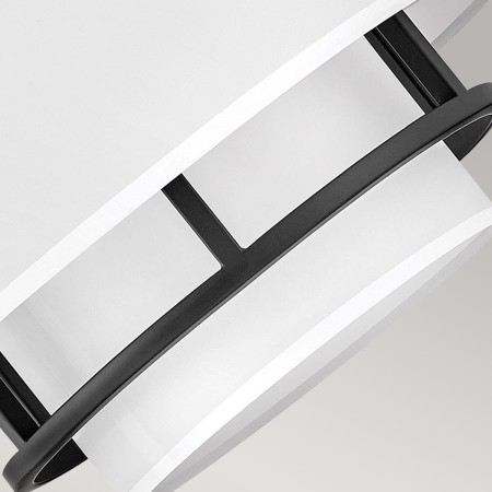 zbliżenie-lampa-wisząca-graham-czarna.jpg