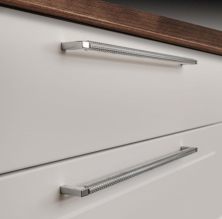 uchwyt reling meblowy trim chrom 320 mm.jpg