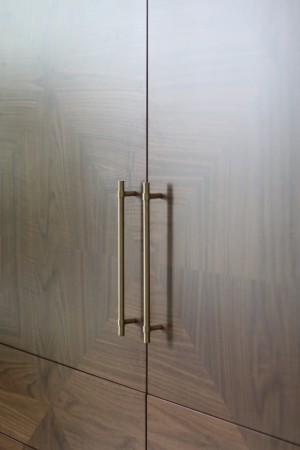 reling uchwyt meblowy z mosiądzu szczotkowanego RM301