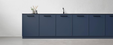 uchwyt meblowy joan z podkładką czarny 192 mm