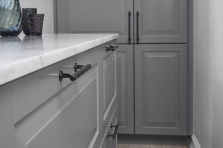 uchwyt kuchenny Brau czarny nikiel połysk 192 mm