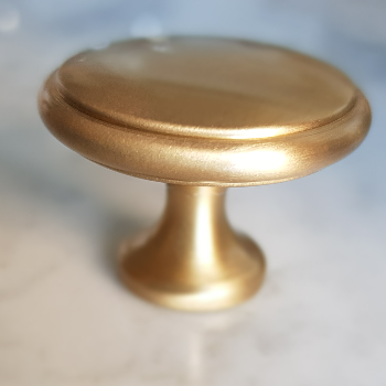 gałka w satynowanym mosiądzu GM110