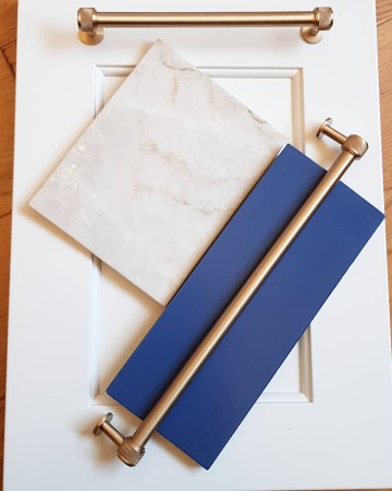 uchwyt reling kuchenny mosiężny matowy złoto satyna RM310