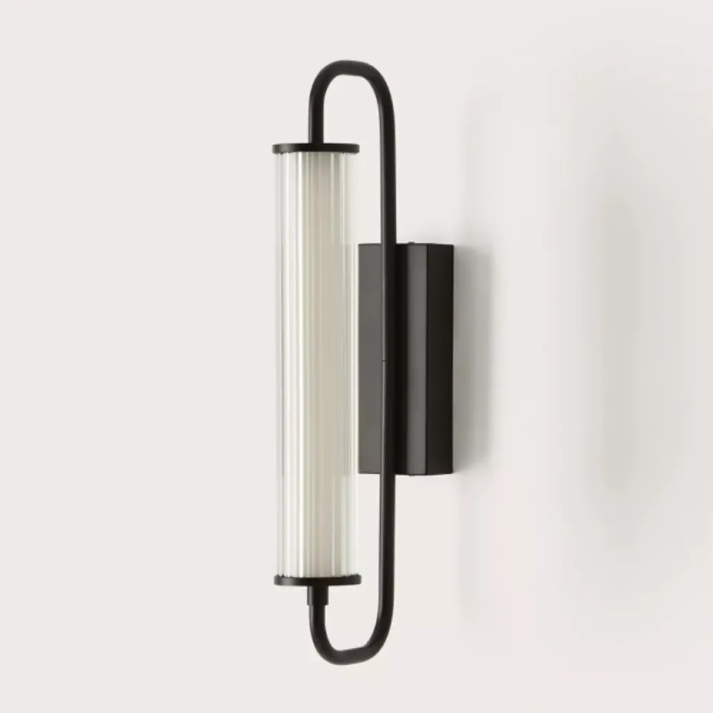 Lampa-scienna-kinkiet-Ison-wys-43-cm-czarny-aromas.webp